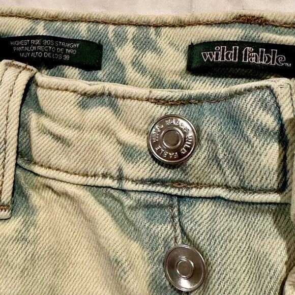 Wild Fable Highest Rise 90s Straight Buttenfly Light Blue Wash Size 6 - Picture 3 of 9